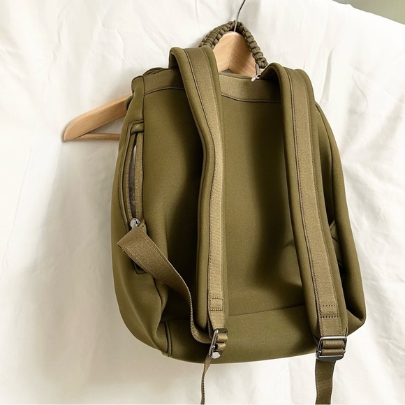 ATHLETA | NWOT REVIVE CONVERTIBLE BACKPACK BAG IN ACACIA OLIVE GREEN main image 16